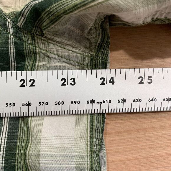 Mountain Khakis Cottonwood Short Sleeve Button Up‎ Men's Size L Plaid Green FLAW - Picture 10 of 13